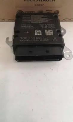 Audi A1 Airbag control unit/module 2Q0959655BJ 0285020502