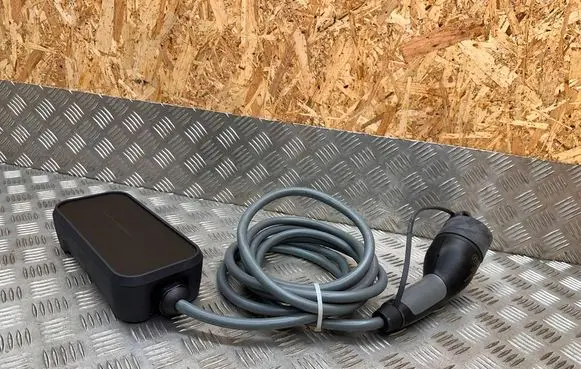 Mini One - Cooper F56 F55 Electric car charging cable 61905A25DD6