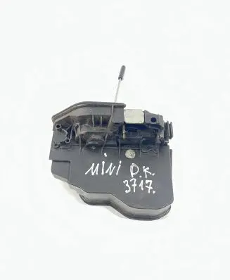 Mini Cooper Countryman R60 Front door lock 7202145