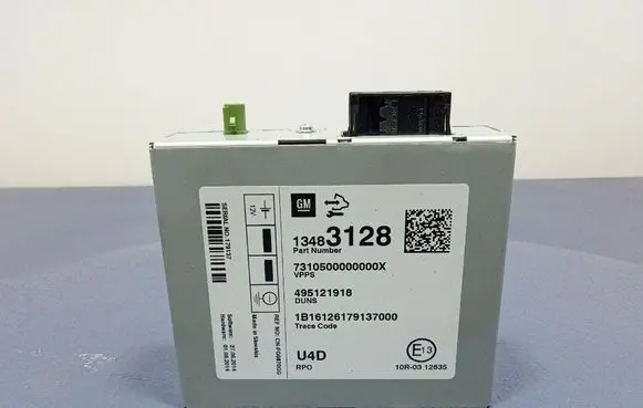 Opel Zafira C Sound amplifier 13483128