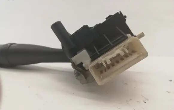 Toyota Yaris Indicator stalk 173648