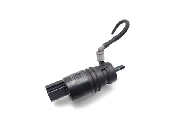 BMW 5 F10 F11 Windscreen/windshield washer pump 6934160 108332 3095102