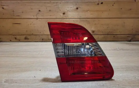 Mercedes-Benz B W245 Tailgate rear/tail lights 27530104