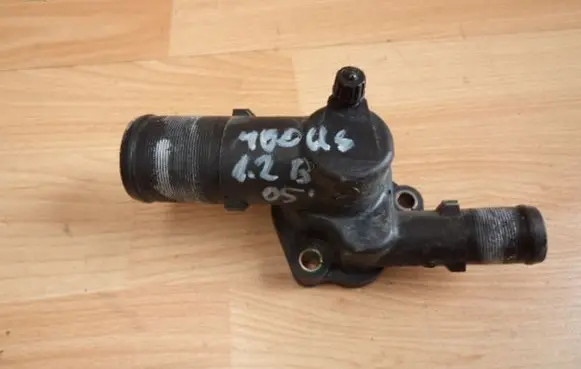 Renault Modus Thermostat housing 