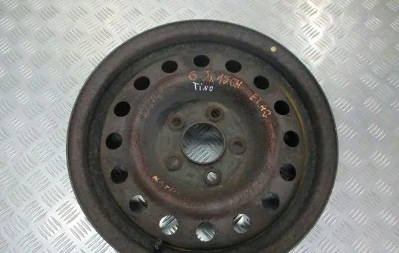 Nissan Almera Tino R15 steel rim 