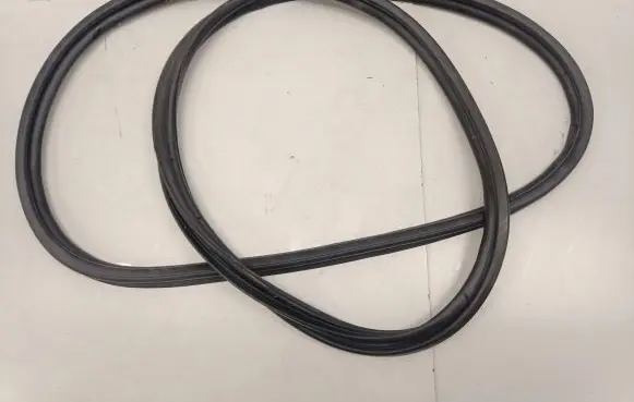 KIA Niro Trunk rubber seal (body) 