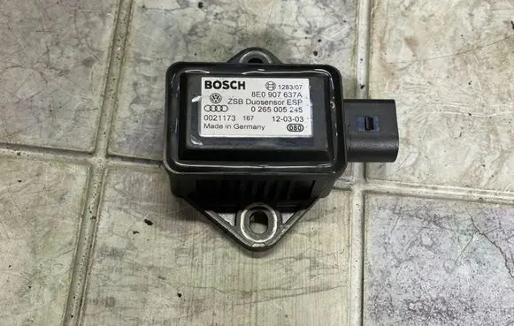 Audi A6 S6 C5 4B ESP acceleration yaw rate sensor 8E0907637A