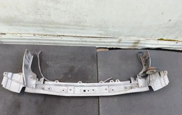 Mitsubishi Outlander Bottom radiator support slam panel 