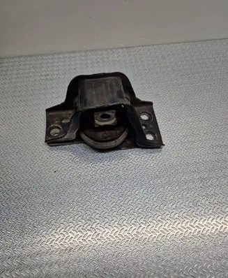 Nissan Micra Engine mount bracket 11210AY600 11210AX600 8200140431