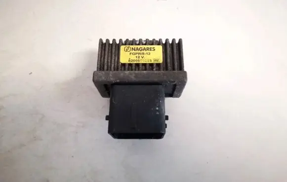 Nissan NV200 Glow plug pre-heat relay 8200859243