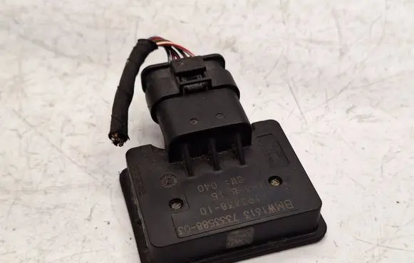 BMW 5 F10 F11 Fuel temperature sensor 16137333588 16137274148