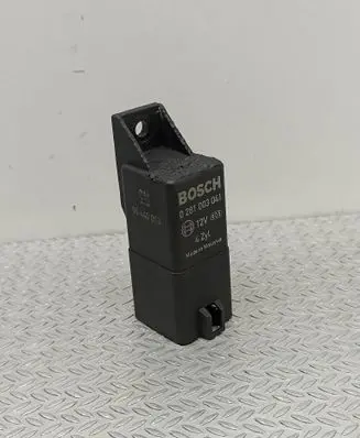 Chevrolet Captiva Glow plug pre-heat relay 0281003041 96440063