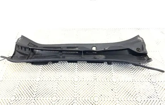 Lexus LBX Wiper trim 5570852540