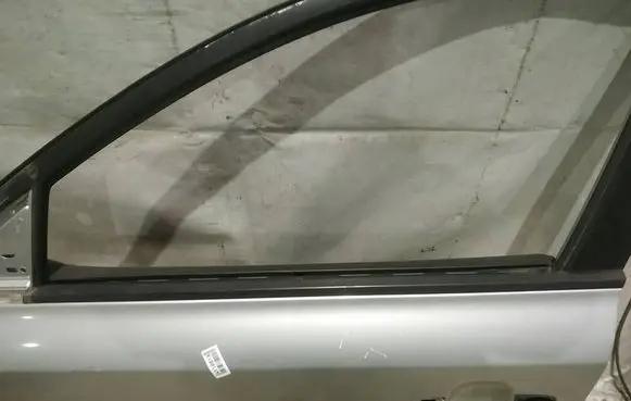 KIA Ceed Front door glass trim molding 