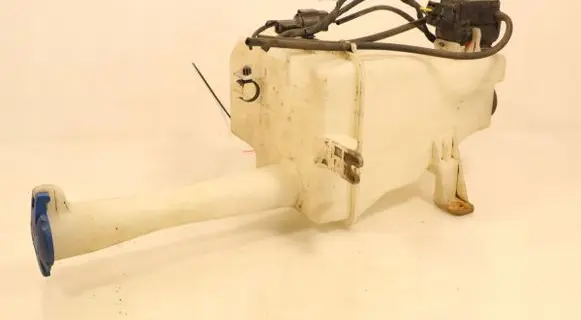 KIA Ceed Windshield washer fluid reservoir/tank 986101H000