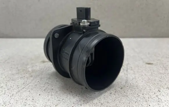 Audi Q5 SQ5 Mass air flow meter 06j906461D