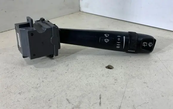 Volvo S60 Wiper control stalk 30669742