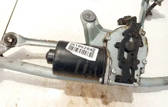 Volvo V70 Wiper motor 404775 8648343