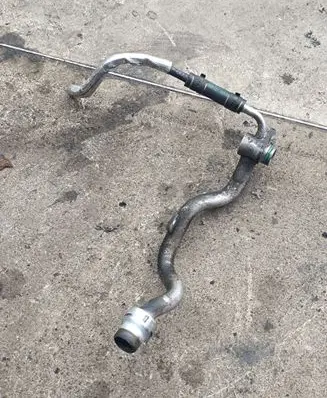 Audi Q7 4L Engine coolant pipe/hose 059121055K
