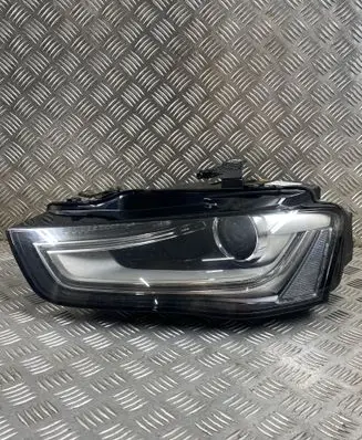 Audi A4 S4 B8 8K Headlight/headlamp 8K0941005D