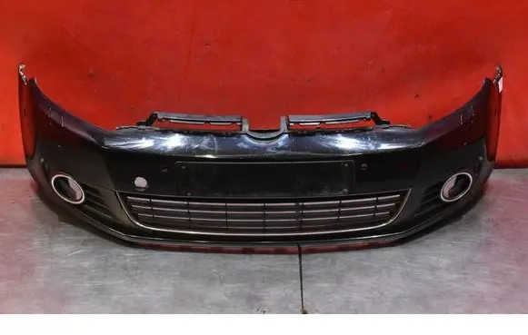 Volkswagen Golf V Front bumper 
