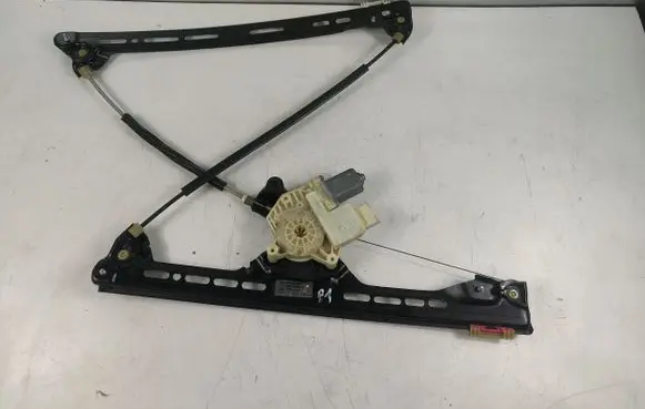 Citroen C4 II Picasso Front door window regulator with motor 9675924680