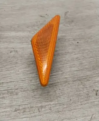 Ford Focus Front fender indicator light X84H3K354A