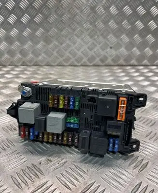 Mercedes-Benz E W211 Fuse module 2115454201