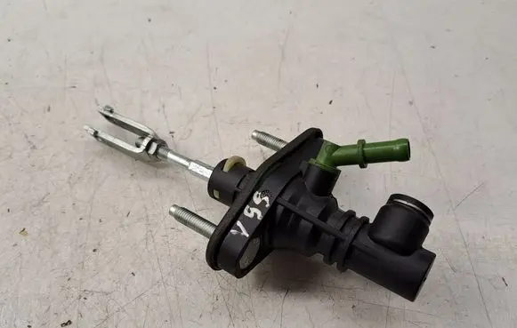 Toyota Corolla Verso AR10 Clutch master cylinder 3142005040