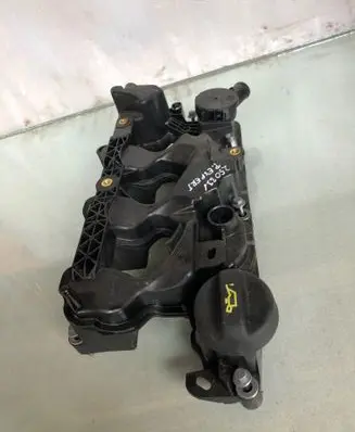 Peugeot Expert Rocker cam cover P1001845