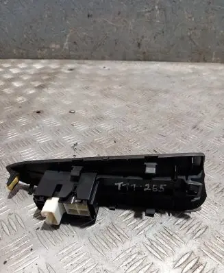 Toyota RAV 4 (XA30) Electric window control switch 7427242010 T11265