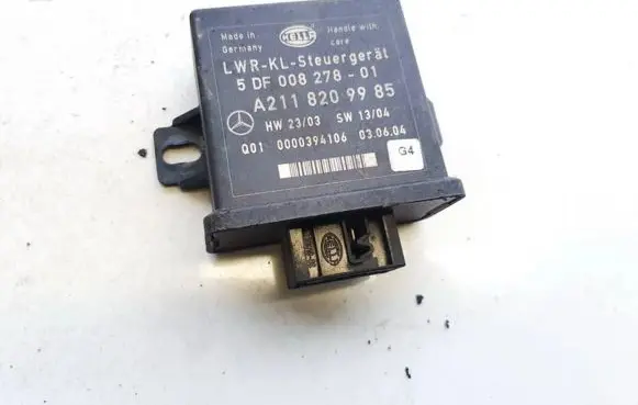 Mercedes-Benz CLS C219 Light module LCM a2118209985 0000394106