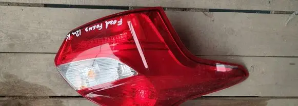 Ford Focus Rear/tail lights BM5113405A