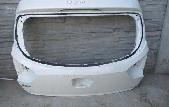 KIA Rio Tailgate/trunk/boot lid 1234