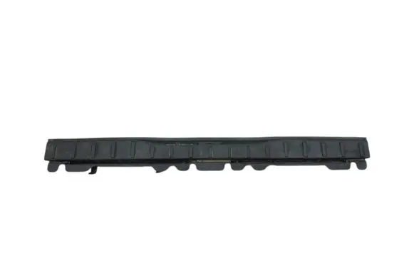 Trunk/boot sill cover protection