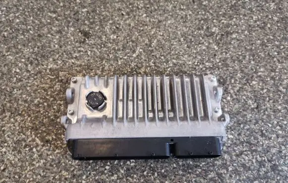 Toyota Yaris Engine control unit/module 896610DC00 2755002293
