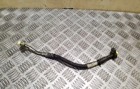 Volvo XC70 Air conditioning (A/C) pipe/hose