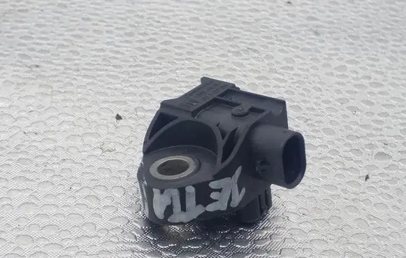 Volkswagen Jetta VI Airbag deployment crash/impact sensor 561959351 925173