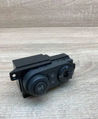 Nissan Primera Wing mirror switch 6J01Switch