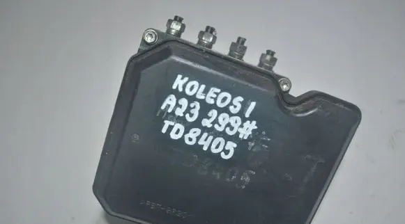 Renault Koleos I ABS Pump TD8405