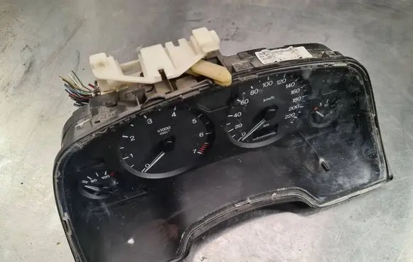 Opel Zafira A Speedometer (instrument cluster) 09181213 351175000 354130001