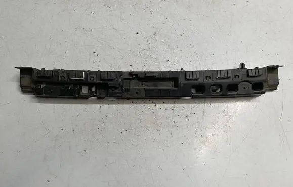 Renault Captur Rear bumper mounting bracket 850425825RS5 850425825R