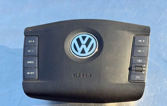 Volkswagen Phaeton Steering wheel airbag 3D0880201BM