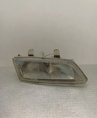Nissan Primera Headlight/headlamp