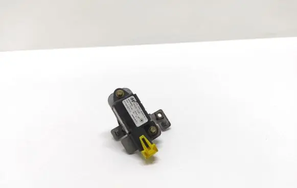 Hyundai Trajet Airbag deployment crash/impact sensor 959203A601 87H00402533