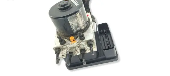 Volkswagen Polo ABS Pump 6Q0907379L 6Q0614117H