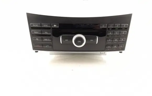 Mercedes-Benz E W212 Radio/CD/DVD/GPS head unit 2129009607 2129003808