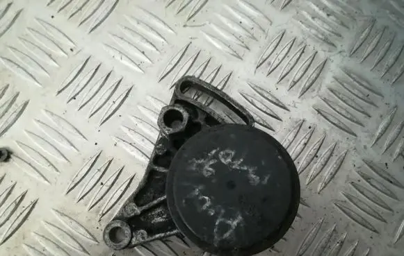 Audi A4 S4 B5 8D Belt tensioner pulley 058260511 f-224041