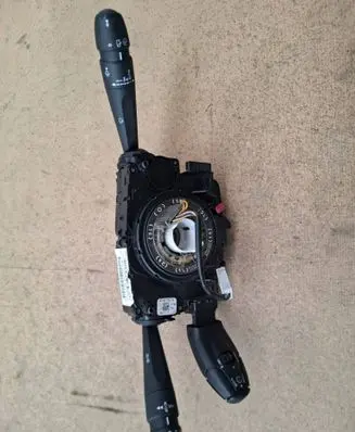 Peugeot 2008 I Wiper turn signal indicator stalk/switch 98081769ZD