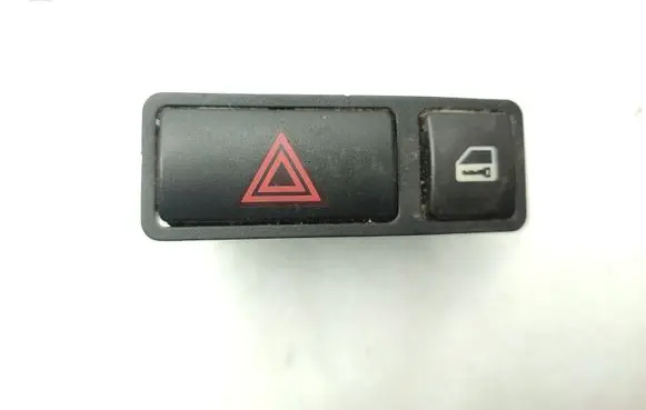 BMW X5 E53 Hazard light switch 8368920